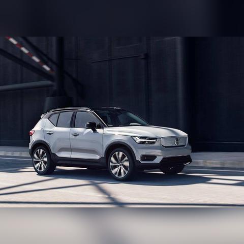 全球电动汽车市场迎爆发式增长，最新汽车资讯概览