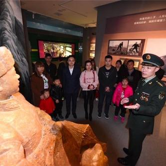 陆军誓词，忠诚使命，奋进新时代征程