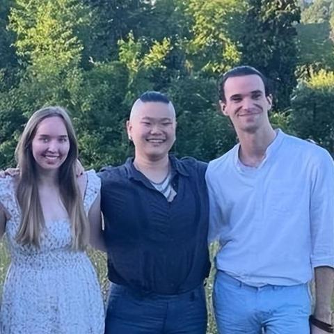 美女剃光头,打破传统审美的潮流新风尚