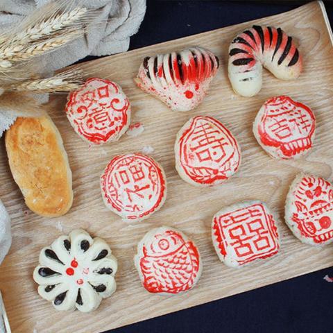 枣花糕，传统美食的细致展现