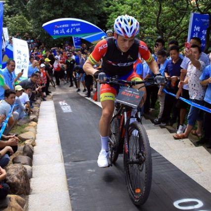 喜德盛新款自行车，科技与艺术的完美融合