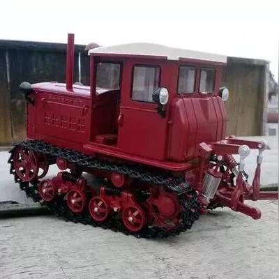 东方红最新拖拉机，农业生产好帮手